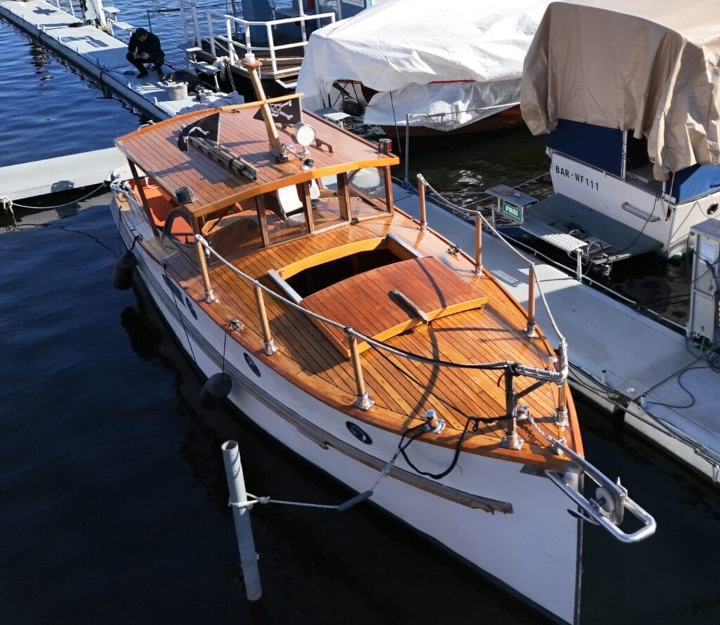 Backdecker 9.0