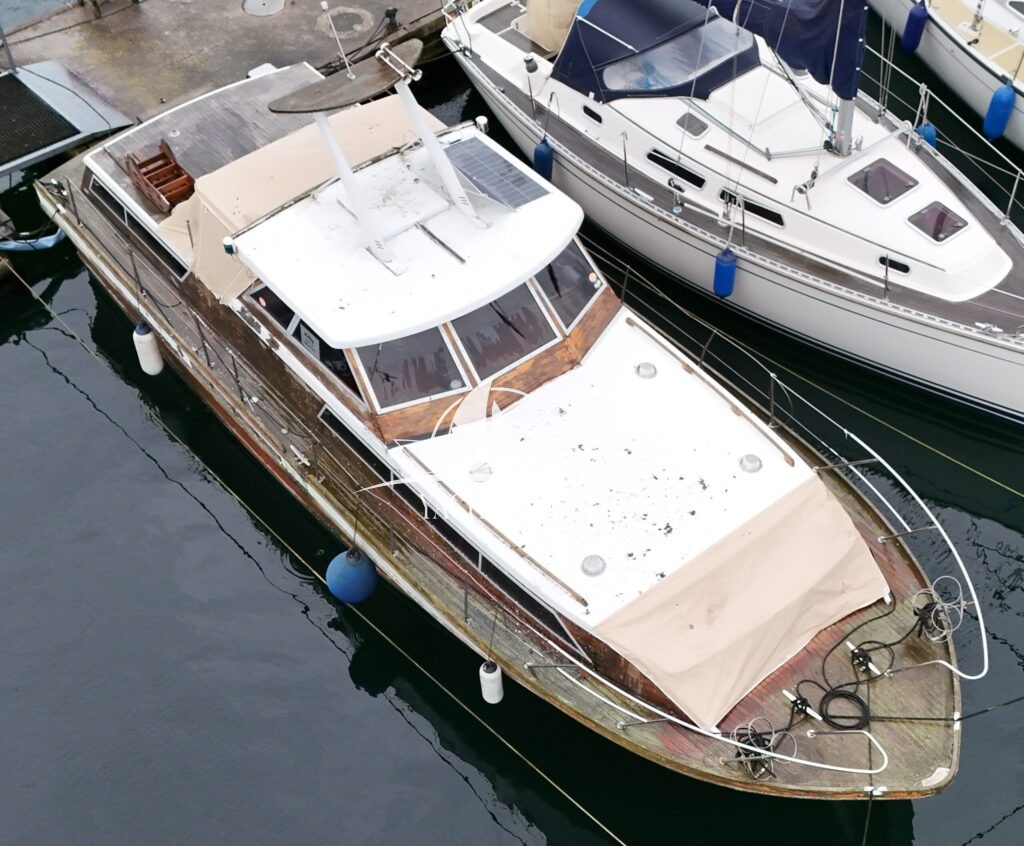 Mahogany Cruiser