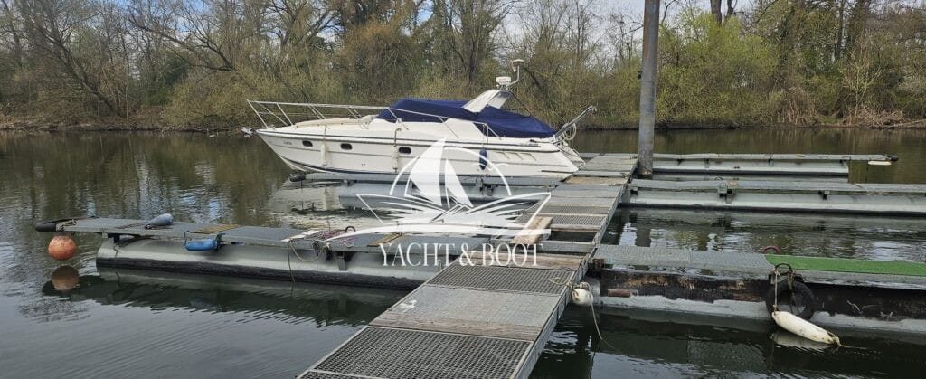Fairline 35 Targa mit 2 x Volvo Penta Diesel